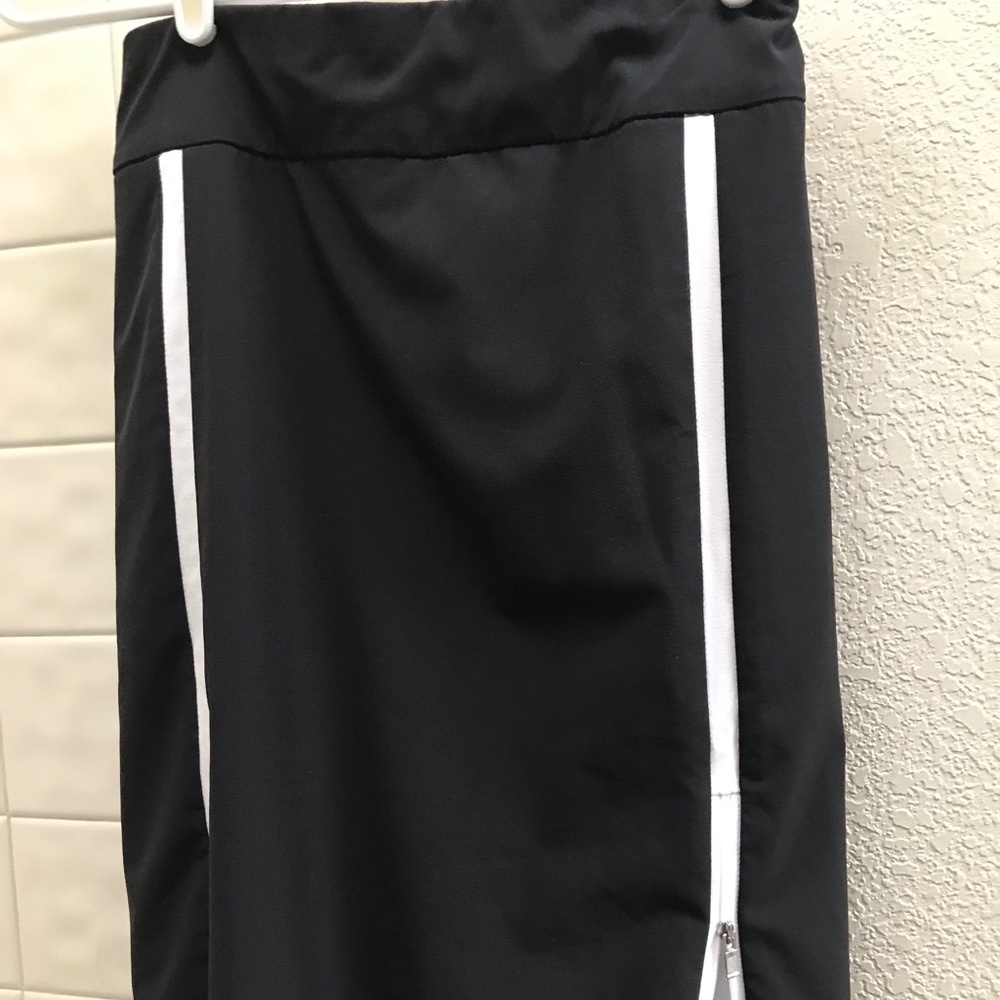 Chico’s Zenergy Golf Skort Size 3
